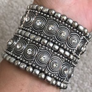 🌺 NEW! Austrian crystal stretch bracelet